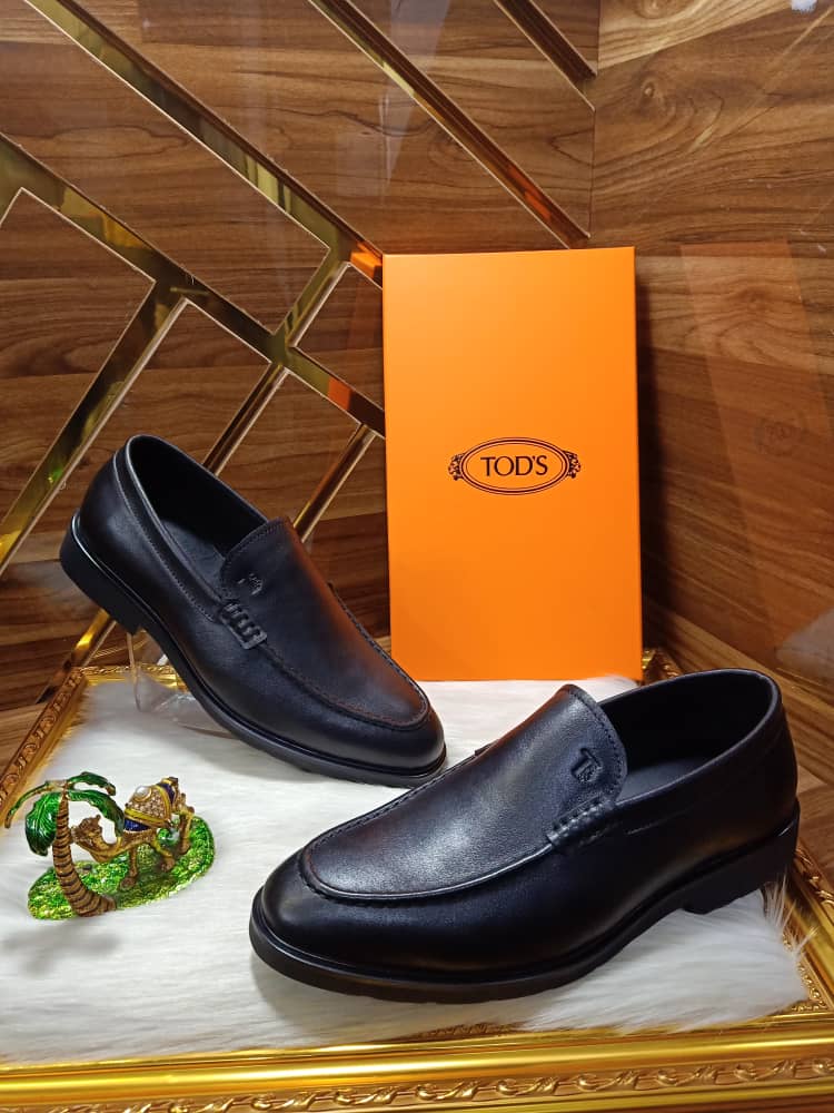 best shoes to walk in italy